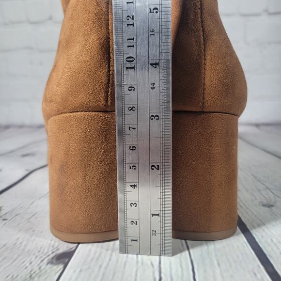 Nordstrom Rack Women's Tan Suede Block Heel Knee High Boots Size 10M - Picture 8 of 11